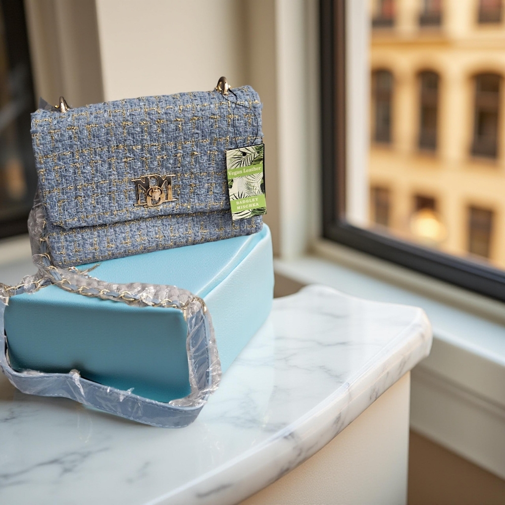 Badgley Mischka Light Blue with goldtone Textured Crossbody/messenger bag NWT